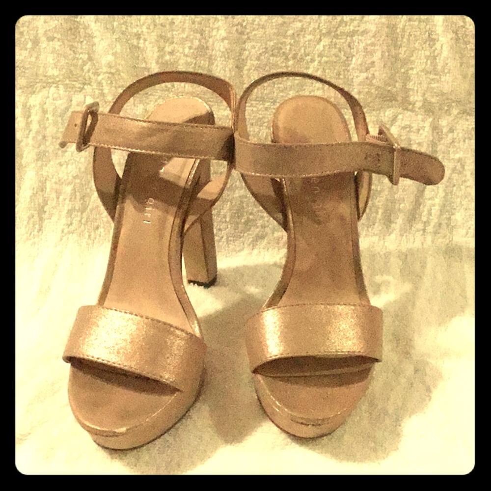 Steve Madden rose Gold Sandals